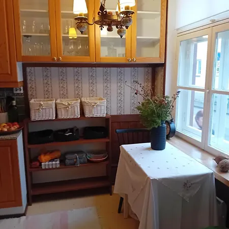 Apartment Romantiline Korter Vanalinnas Kuressaare